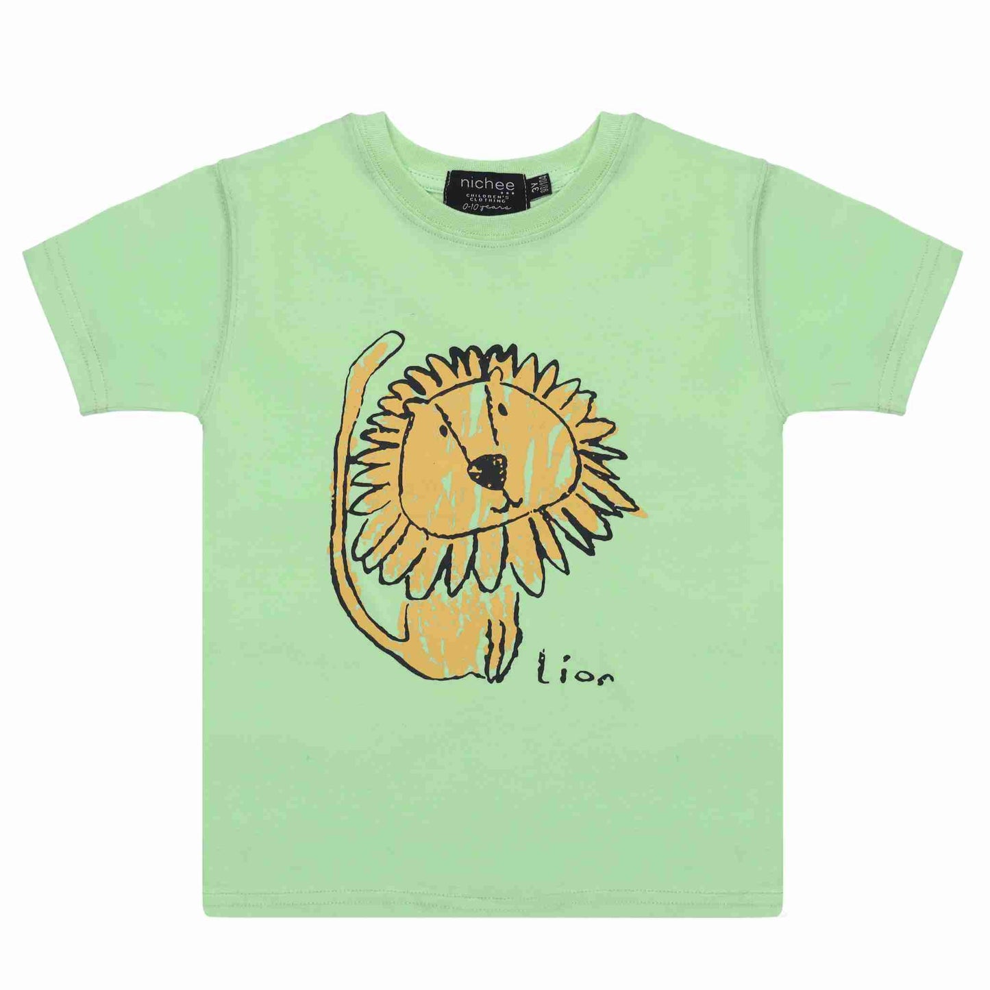 Modello girocollo a mezza manica
Colore Paradise Green con stampa Leone
Tessuto in jersey di policotone
Taglie da 6 mesi a 4 anni
Vestibilità: Regular
Made in Pakistan