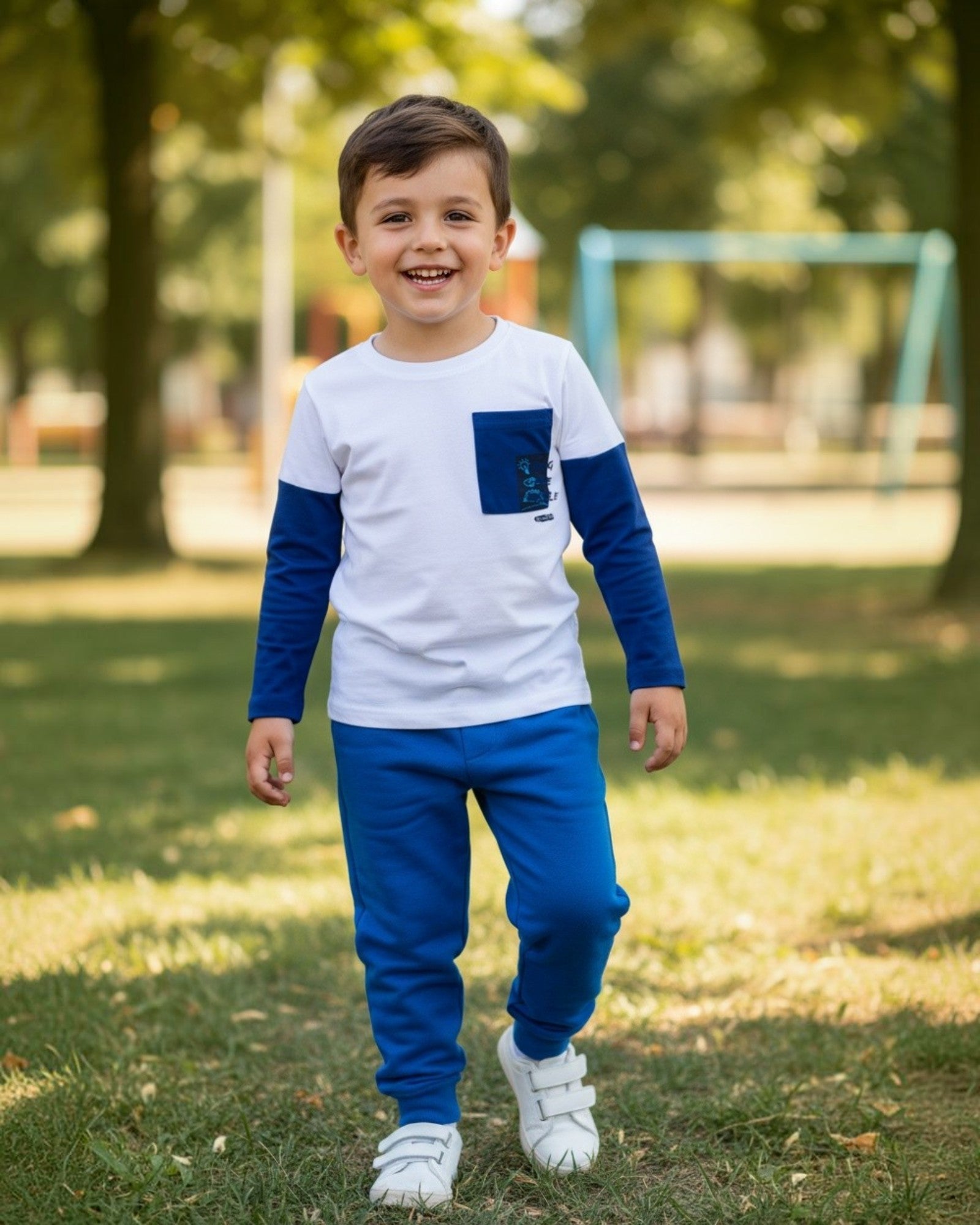 Maglietta Manica Lunga Bambini Bianca con Doppia Manica Bicolore - Bianco e Blu