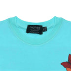 Dettaglio scollo maglia manica lunga bambina Tiffany con farfalle colorate