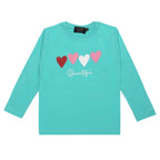 T-shirt bambina girocollo a manica lunga
Colore Tiffany con cuori colorati e scritta
Taglie da 6 mesi a 4 anni
Vestibilità: Regular
Made in Pakistan