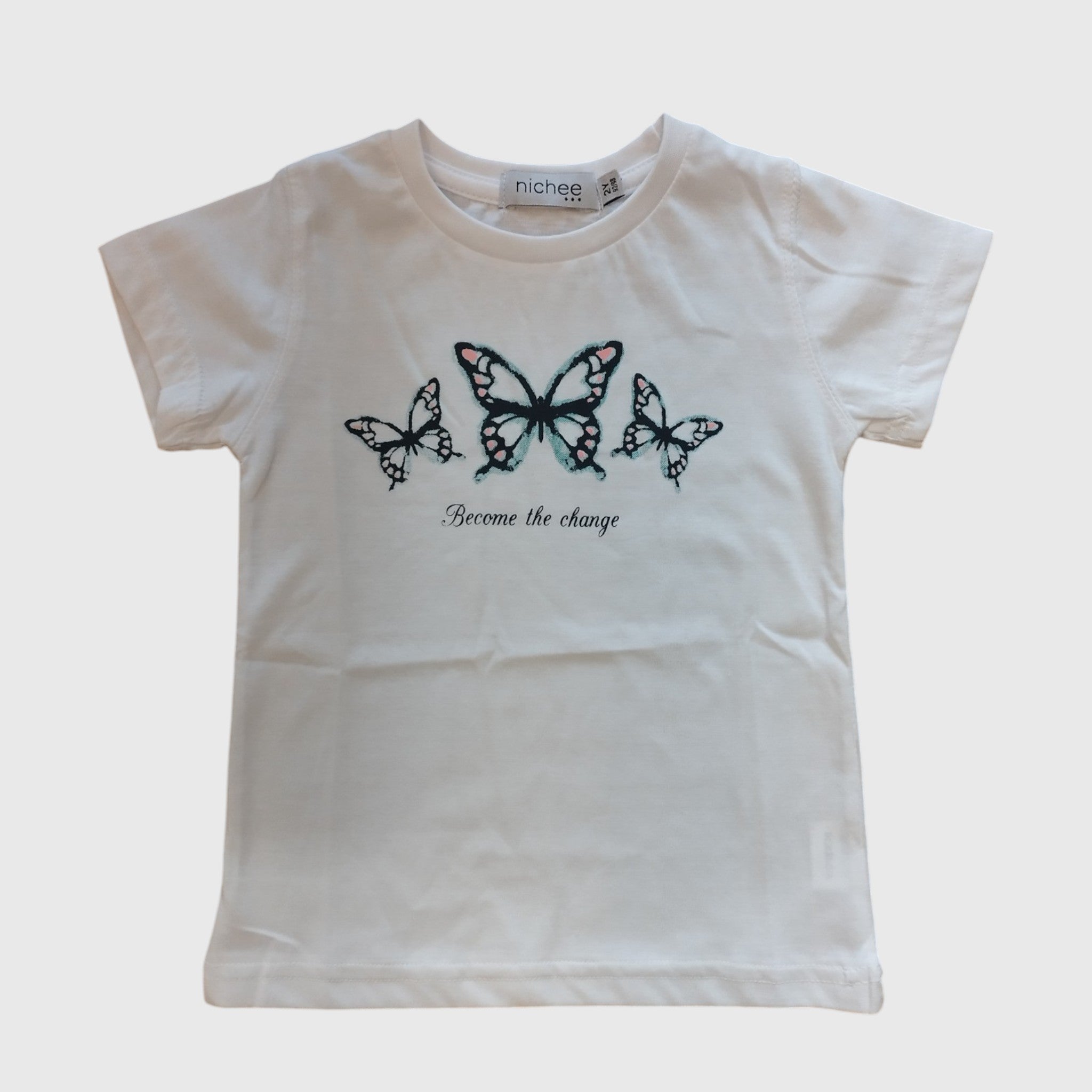T-shirt bambina bianca con farfalle nere sfumate | Taglie 2 - 10 anni - Nichee Children's Clothing 0 - 10 years - Abbigliamento bambini a Rovigo